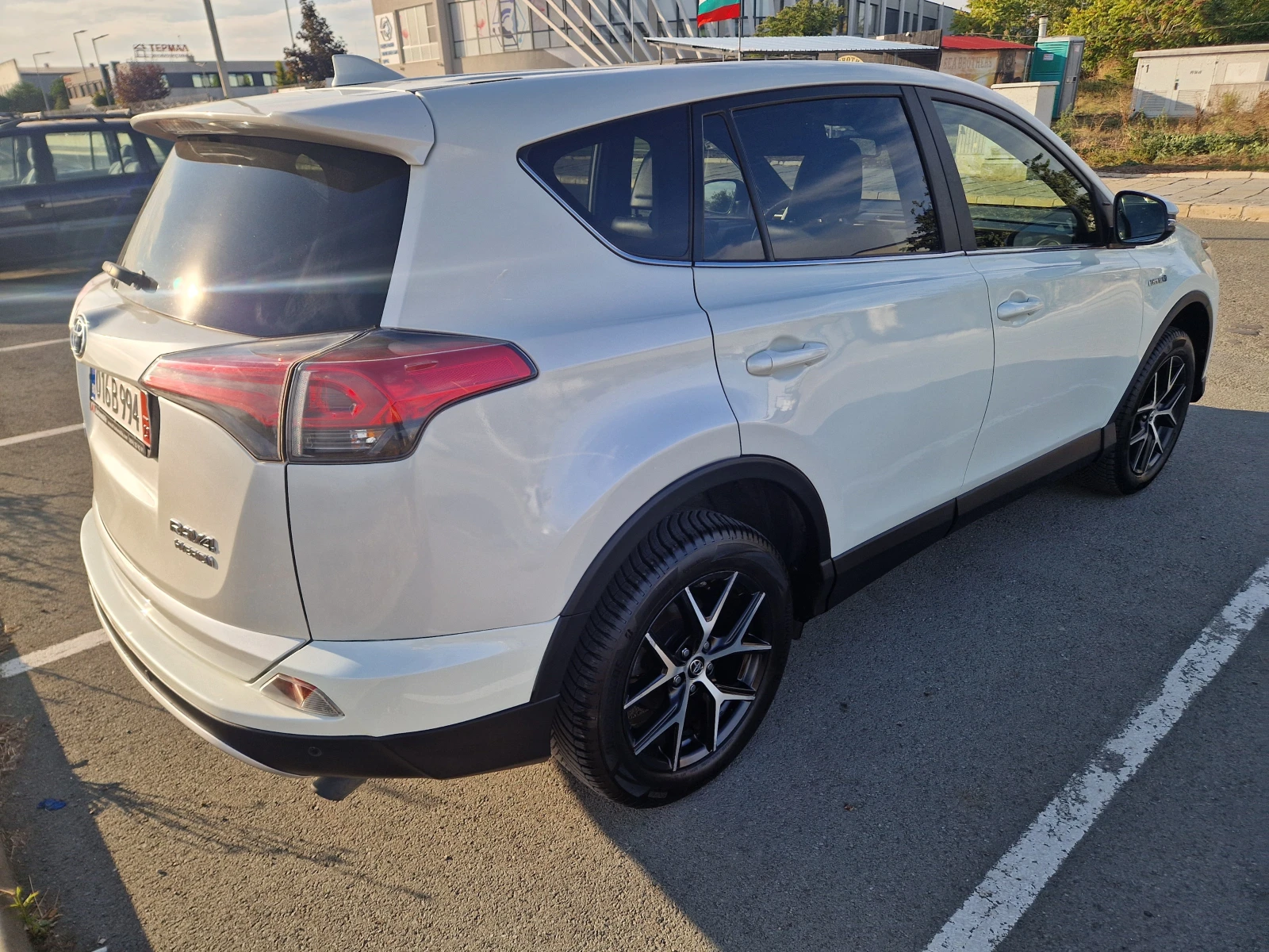 Toyota Rav4 1.8 Feel, снимка 5 - Автомобили и джипове - 56377850