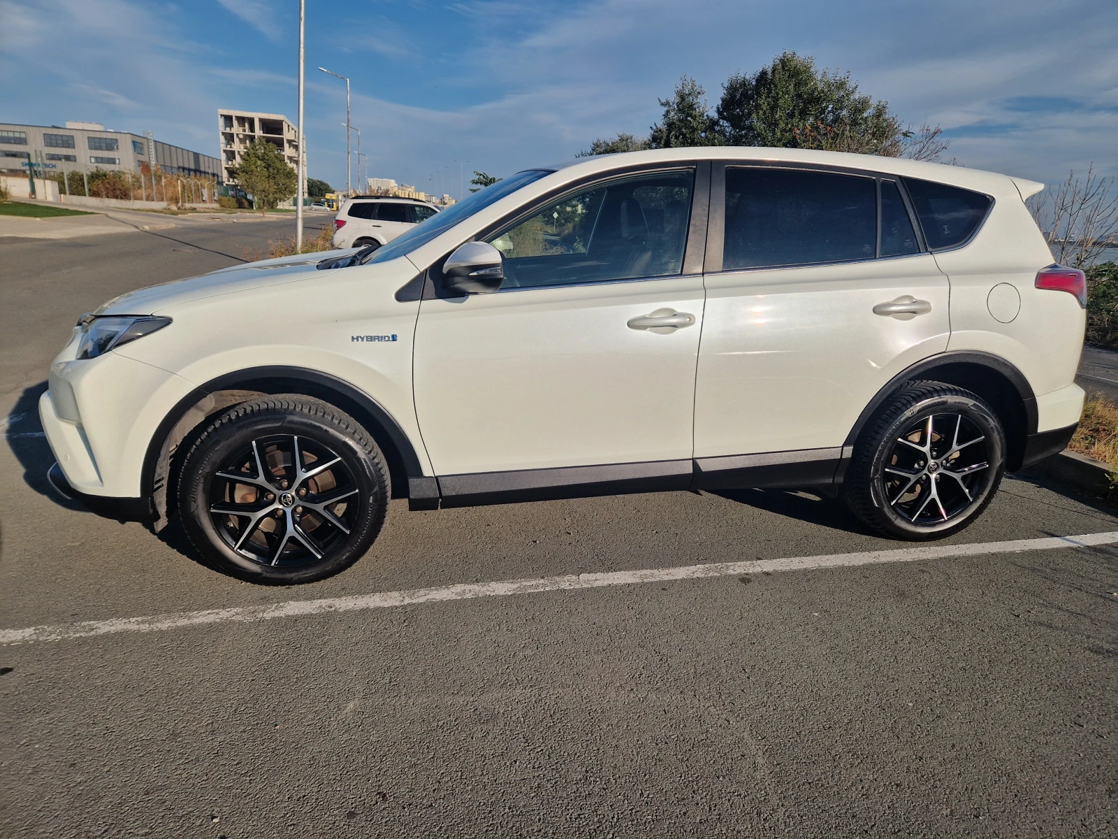 Toyota Rav4 1.8 Feel, снимка 8 - Автомобили и джипове - 56377850