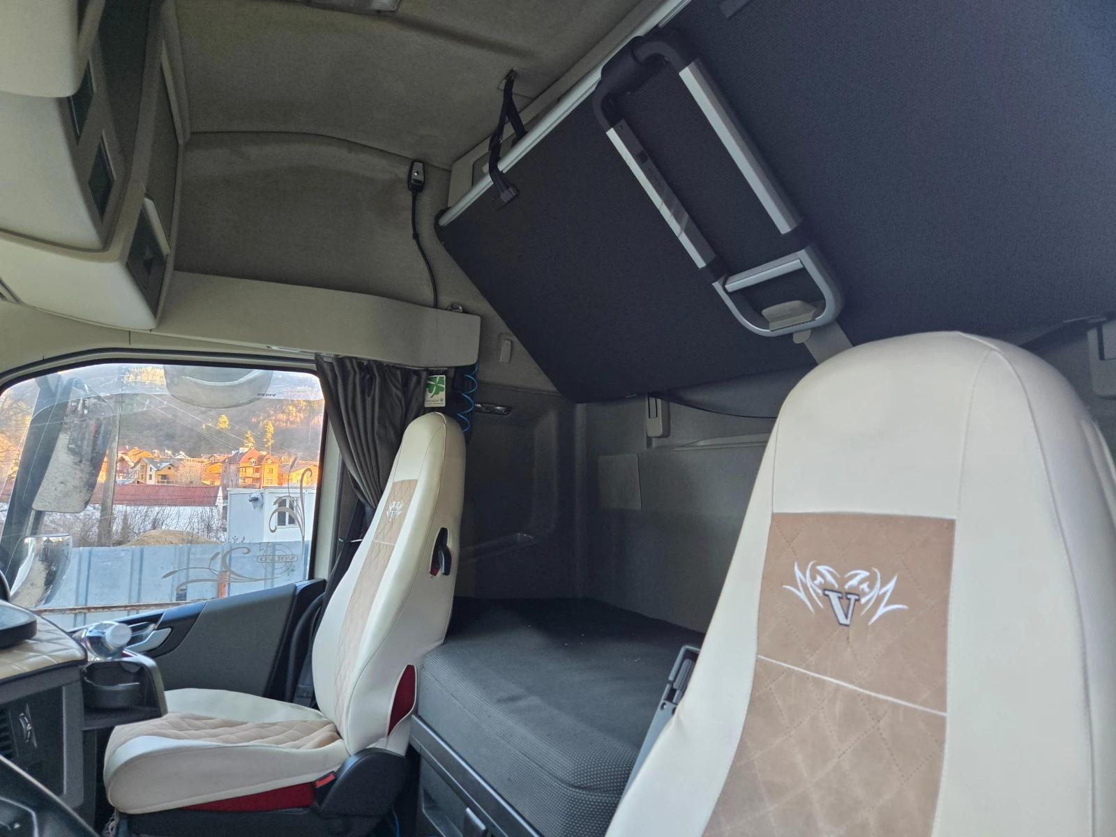 Volvo Fh 460 - изображение 10