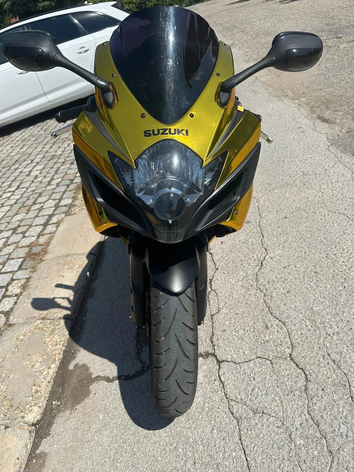 Suzuki Gsxr 600 K7 - изображение 2