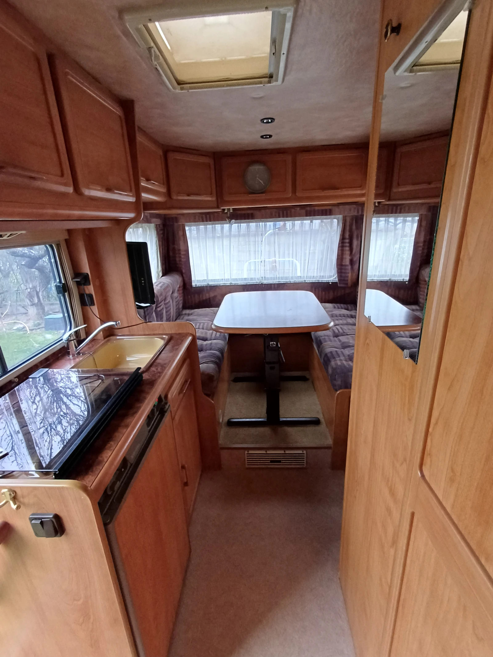 Кемпер Rapido, снимка 13 - Каравани и кемпери - 53917299