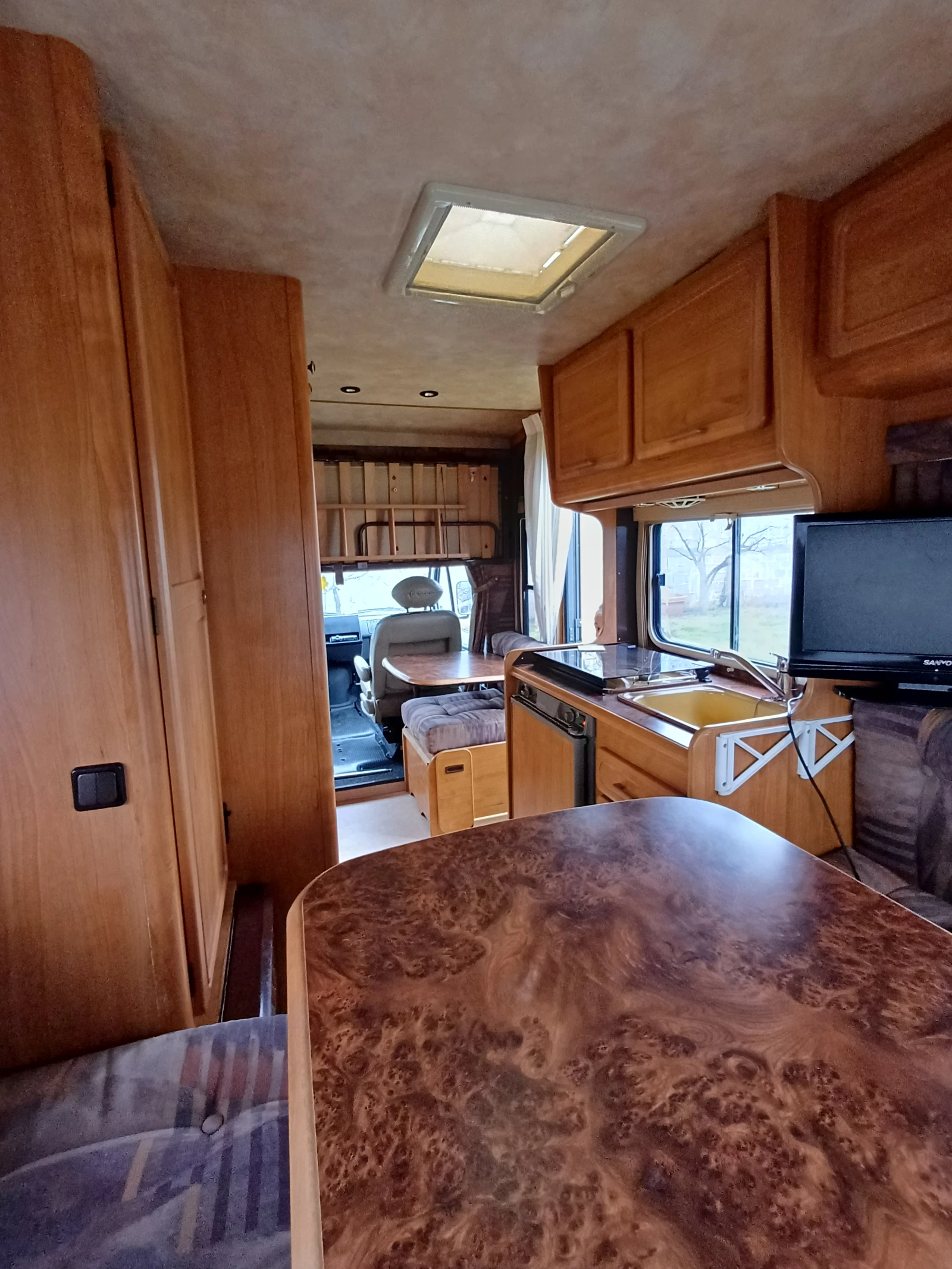 Кемпер Rapido, снимка 11 - Каравани и кемпери - 53917299