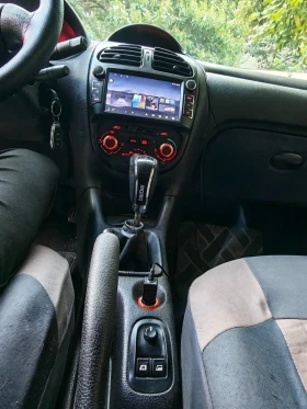 Peugeot 206 Хечбек , снимка 4