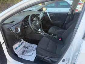 Toyota Auris 1.8 HYBRID  | Mobile.bg    6