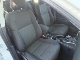 Toyota Auris 1.8 HYBRID  | Mobile.bg    10