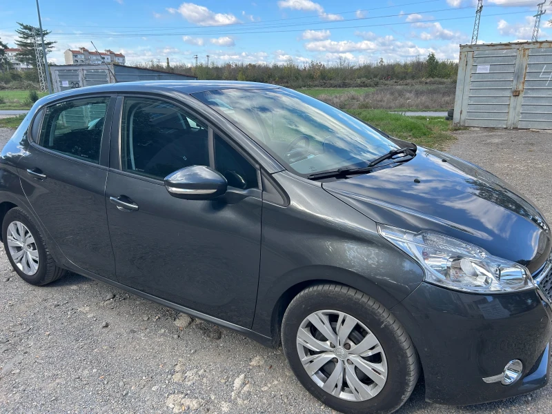 Peugeot 208, снимка 3 - Автомобили и джипове - 47619951