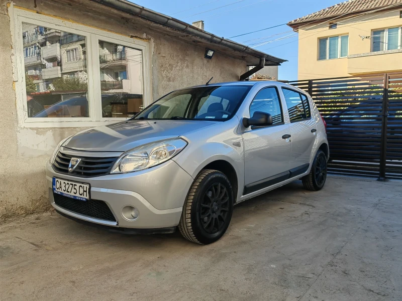 Dacia Sandero 1.2 газ/бензин , снимка 2 - Автомобили и джипове - 47739452