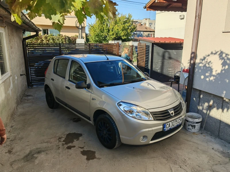 Dacia Sandero 1.2 газ/бензин , снимка 13 - Автомобили и джипове - 47739452