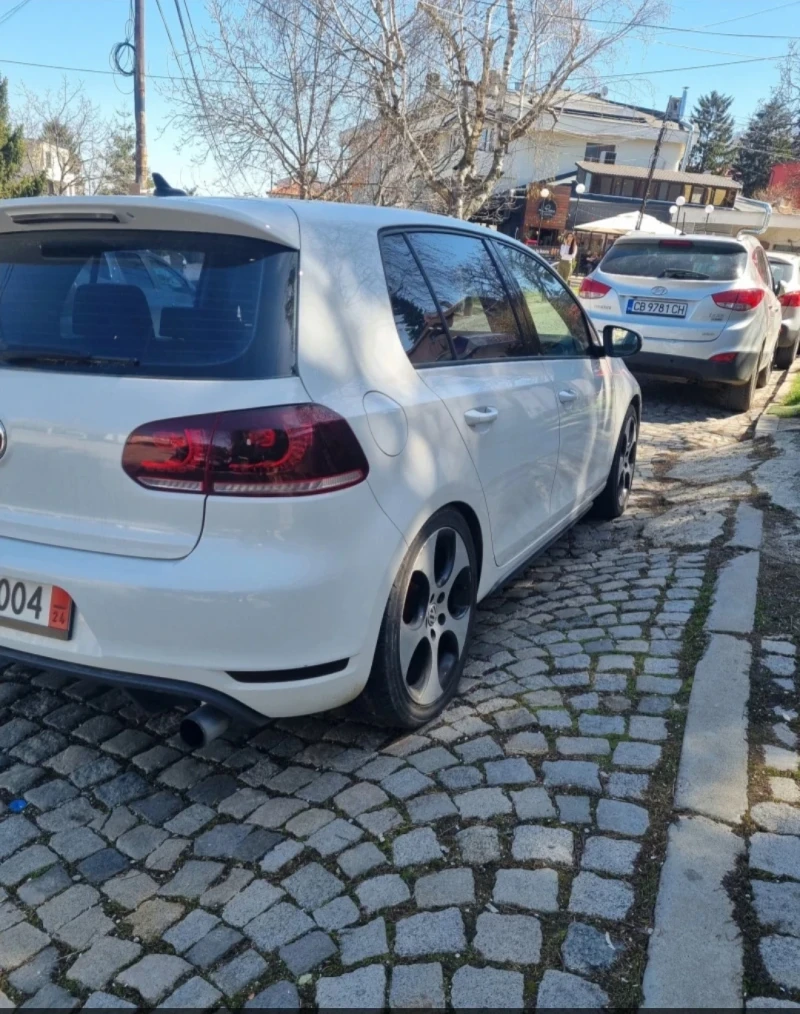 VW Golf GTI, снимка 6 - Автомобили и джипове - 48890533