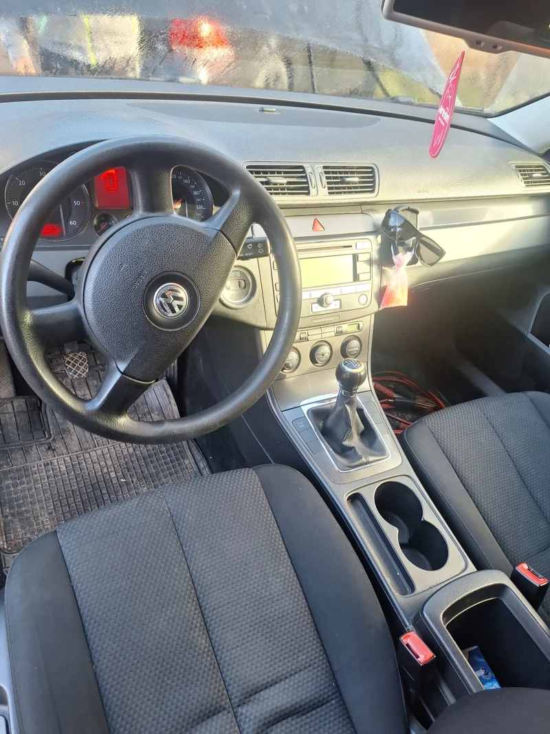 VW Passat, снимка 5 - Автомобили и джипове - 48953366