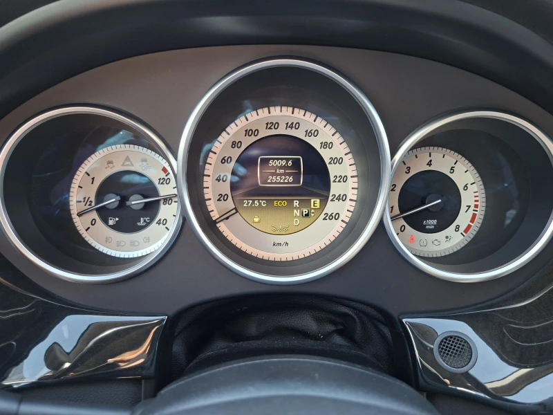 Mercedes-Benz CLS 350 Blue Efficiency, снимка 11 - Автомобили и джипове - 51670288