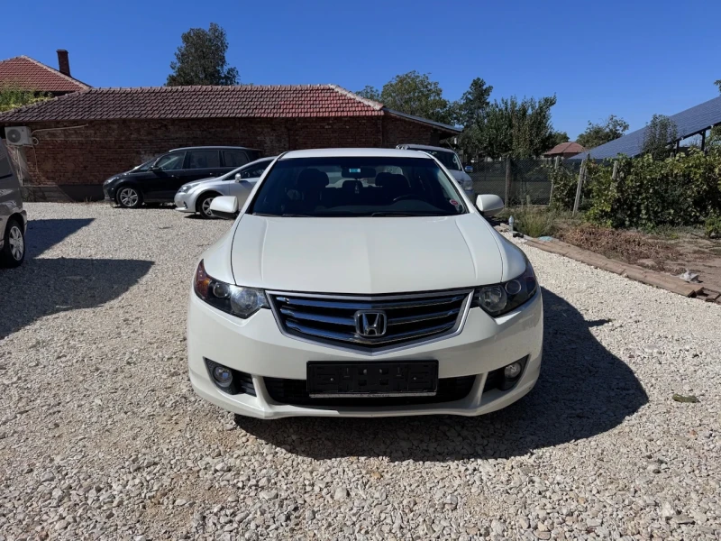 Honda Accord 2.0i Navi, снимка 8 - Автомобили и джипове - 51959323