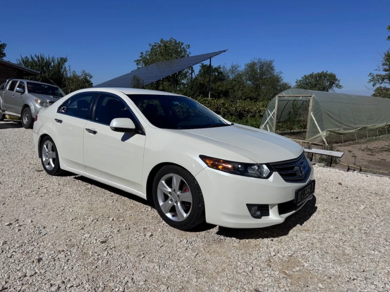 Honda Accord 2.0i Navi, снимка 7 - Автомобили и джипове - 51959323