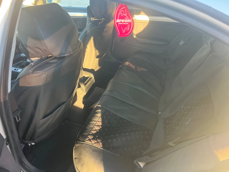 BMW 320 FACELIFT, снимка 7 - Автомобили и джипове - 51801841