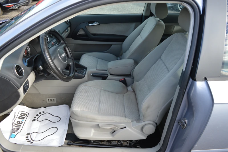 Audi A3 1.6 Benzin-KLIMATRONIK-6 skorosti, снимка 10 - Автомобили и джипове - 52169889