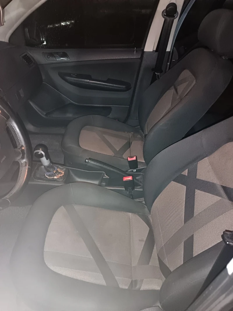 Skoda Fabia Газов инжекцион, снимка 7 - Автомобили и джипове - 52316343