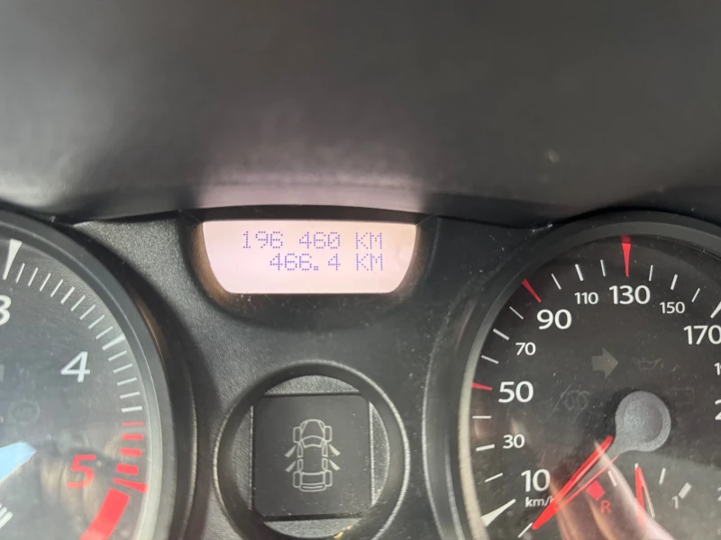 Renault Megane 1, 5 DCI 103 PS 196 000 KM, снимка 8 - Автомобили и джипове - 52380577