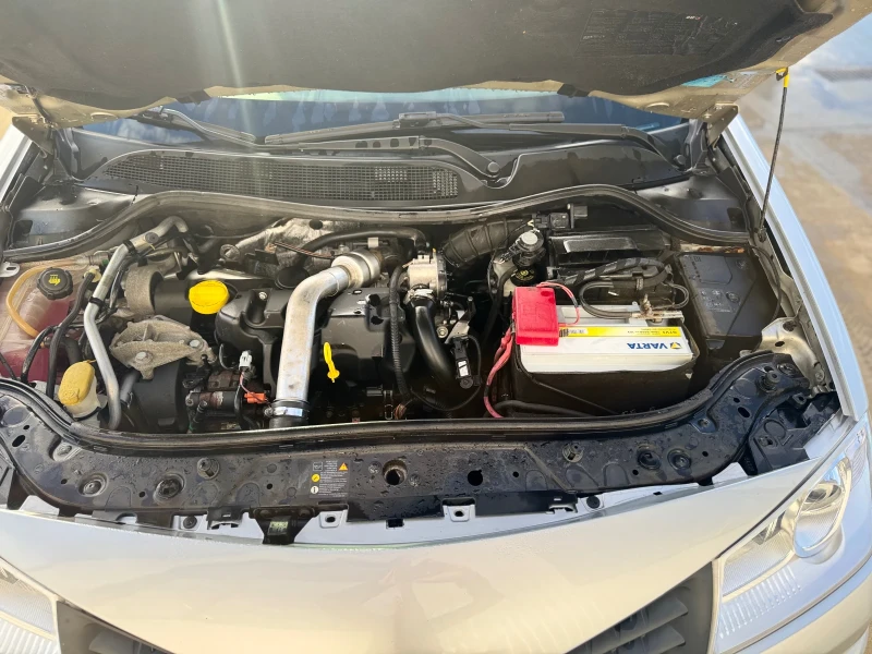 Renault Megane 1, 5 DCI 103 PS 196 000 KM, снимка 13 - Автомобили и джипове - 52380577