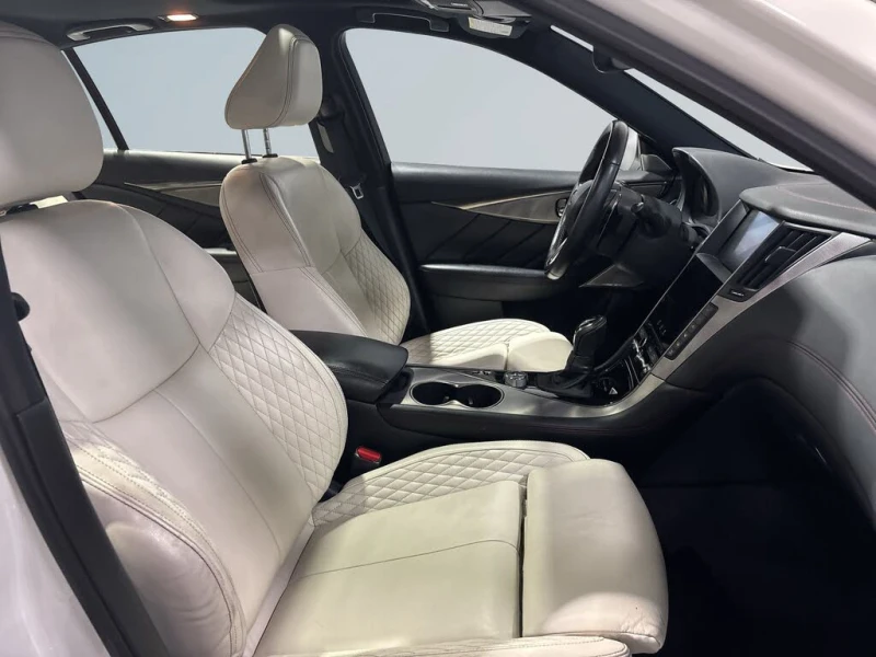 Infiniti Q50 Red Sport* 400* AWD* АвтоКредит* (ЦЕНА ДО БГ), снимка 12 - Автомобили и джипове - 52517221