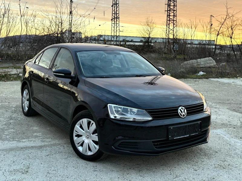 VW Jetta 1.6TDI EDITION* , снимка 2 - Автомобили и джипове - 52942781