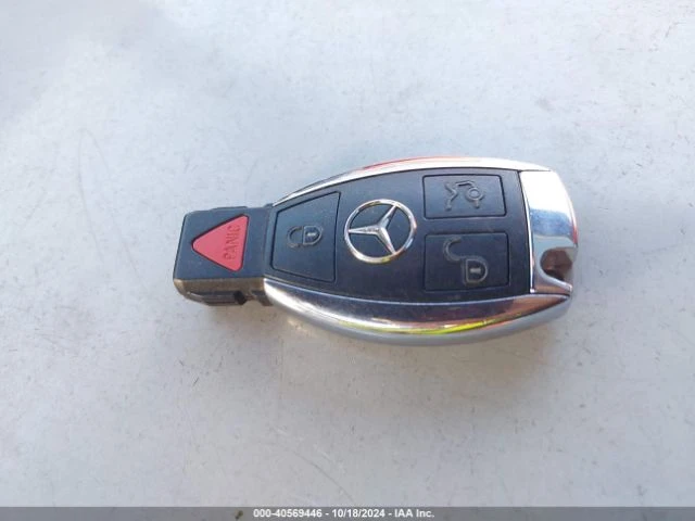 Mercedes-Benz C 63 AMG, снимка 12 - Автомобили и джипове - 47804083