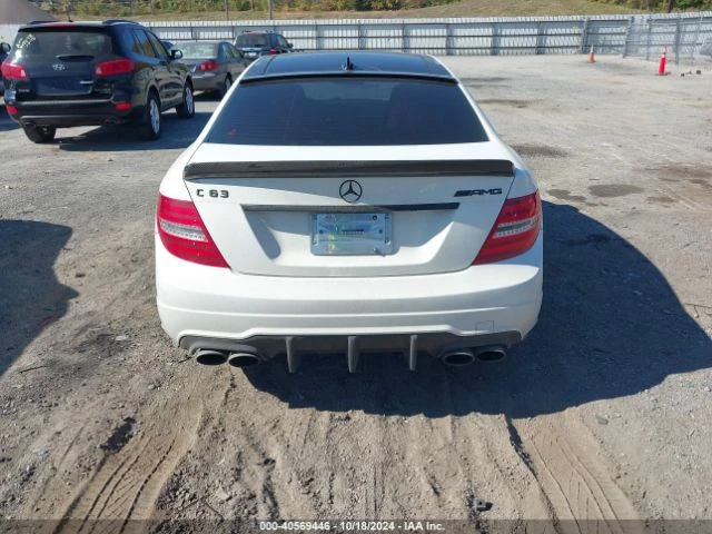 Mercedes-Benz C 63 AMG, снимка 16 - Автомобили и джипове - 47804083