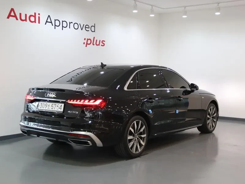 Audi A4 2.0 TFSI Premium - САМО 30% АВАНС!, снимка 3 - Автомобили и джипове - 55621588