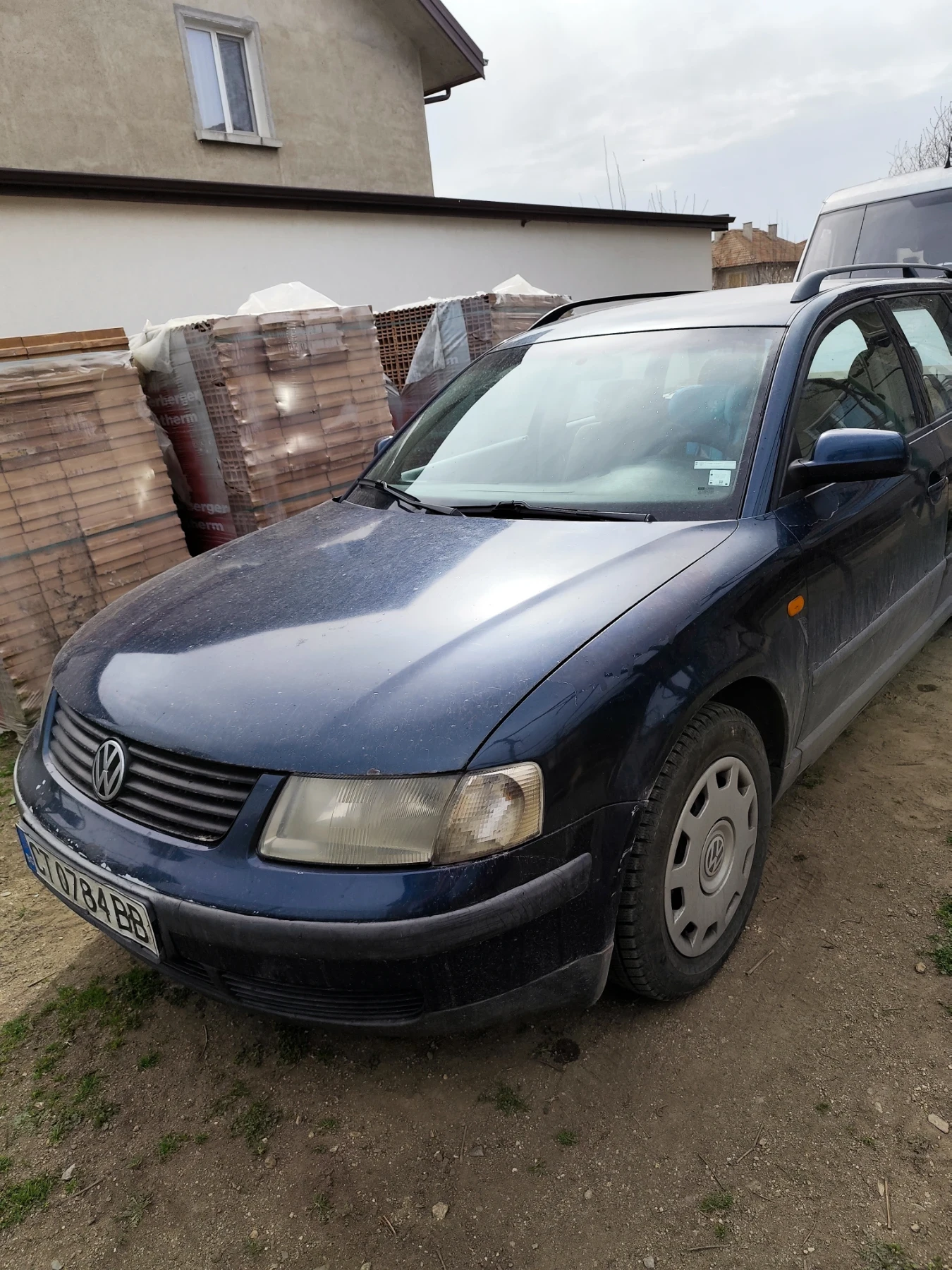 VW Passat 1.8 | Mobile.bg — изображение 1