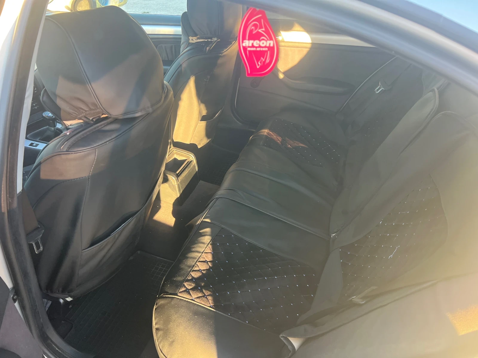 BMW 320 FACELIFT - изображение 7