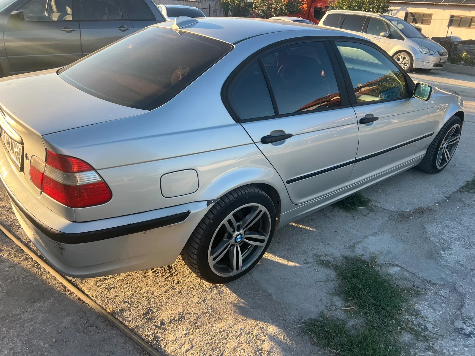 BMW 320 FACELIFT - изображение 3