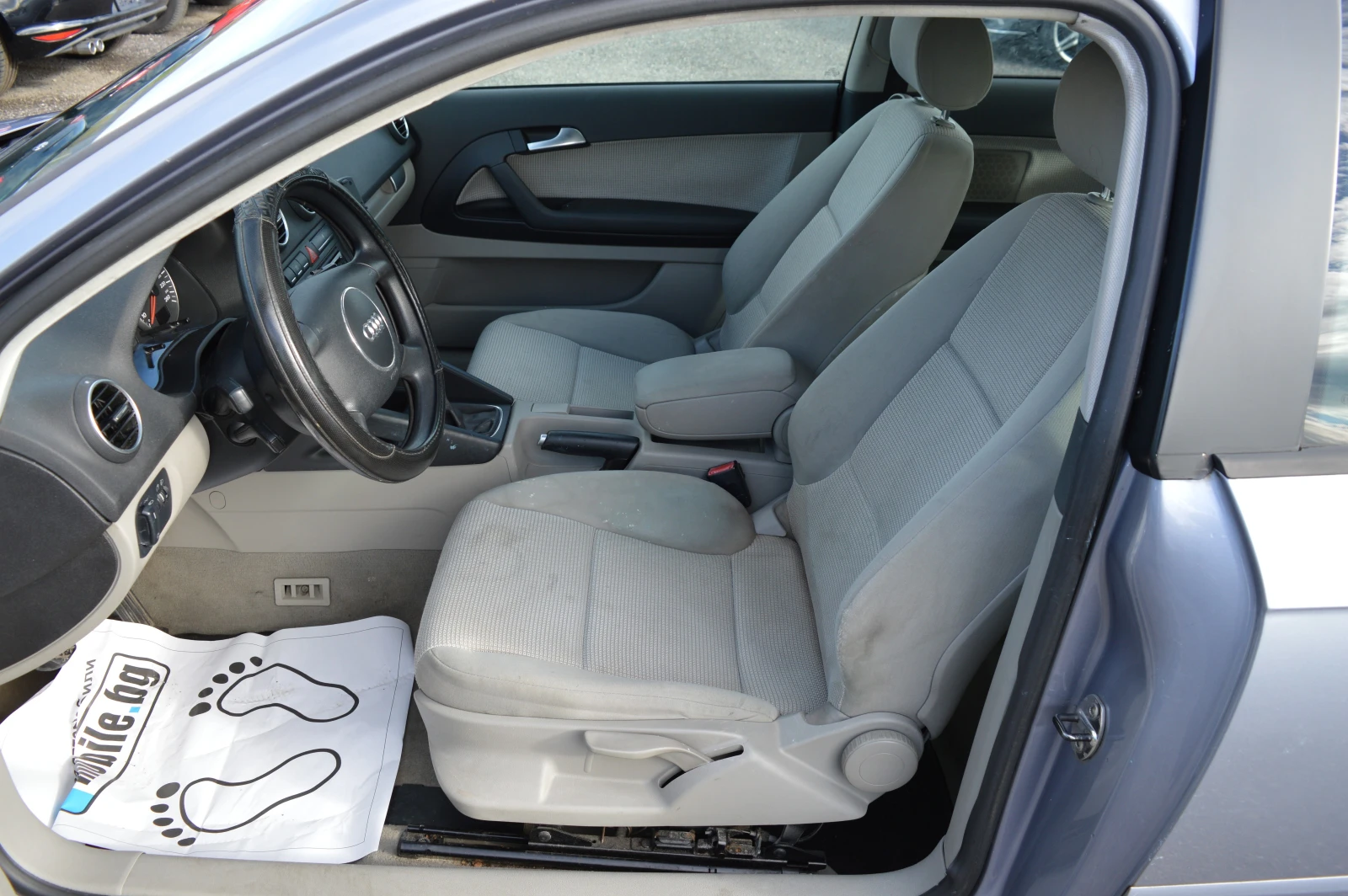 Audi A3 1.6 Benzin-KLIMATRONIK-6 skorosti - изображение 10