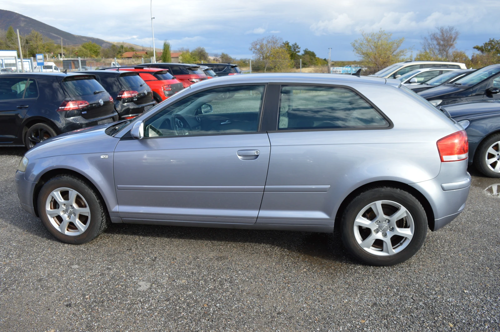 Audi A3 1.6 Benzin-KLIMATRONIK-6 skorosti - изображение 8