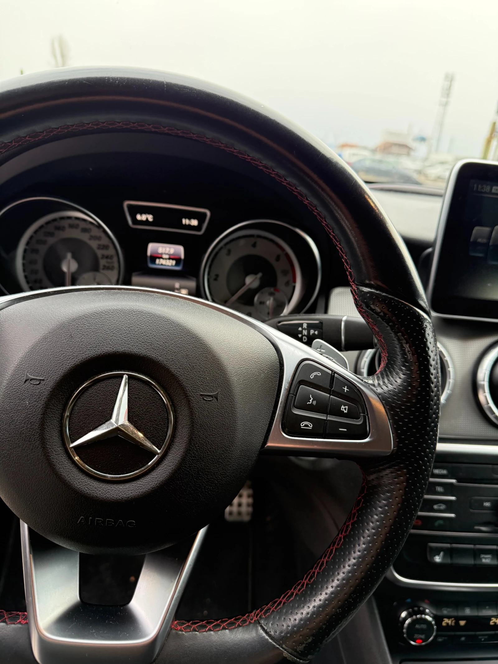 Mercedes-Benz CLA 220 AMG PACK - изображение 10