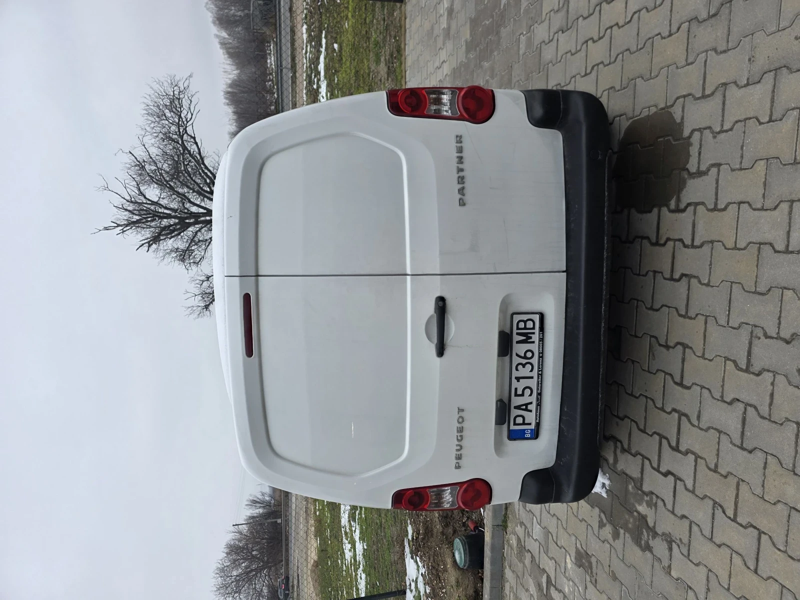 Peugeot Partner, снимка 4 - Автомобили и джипове - 54126347