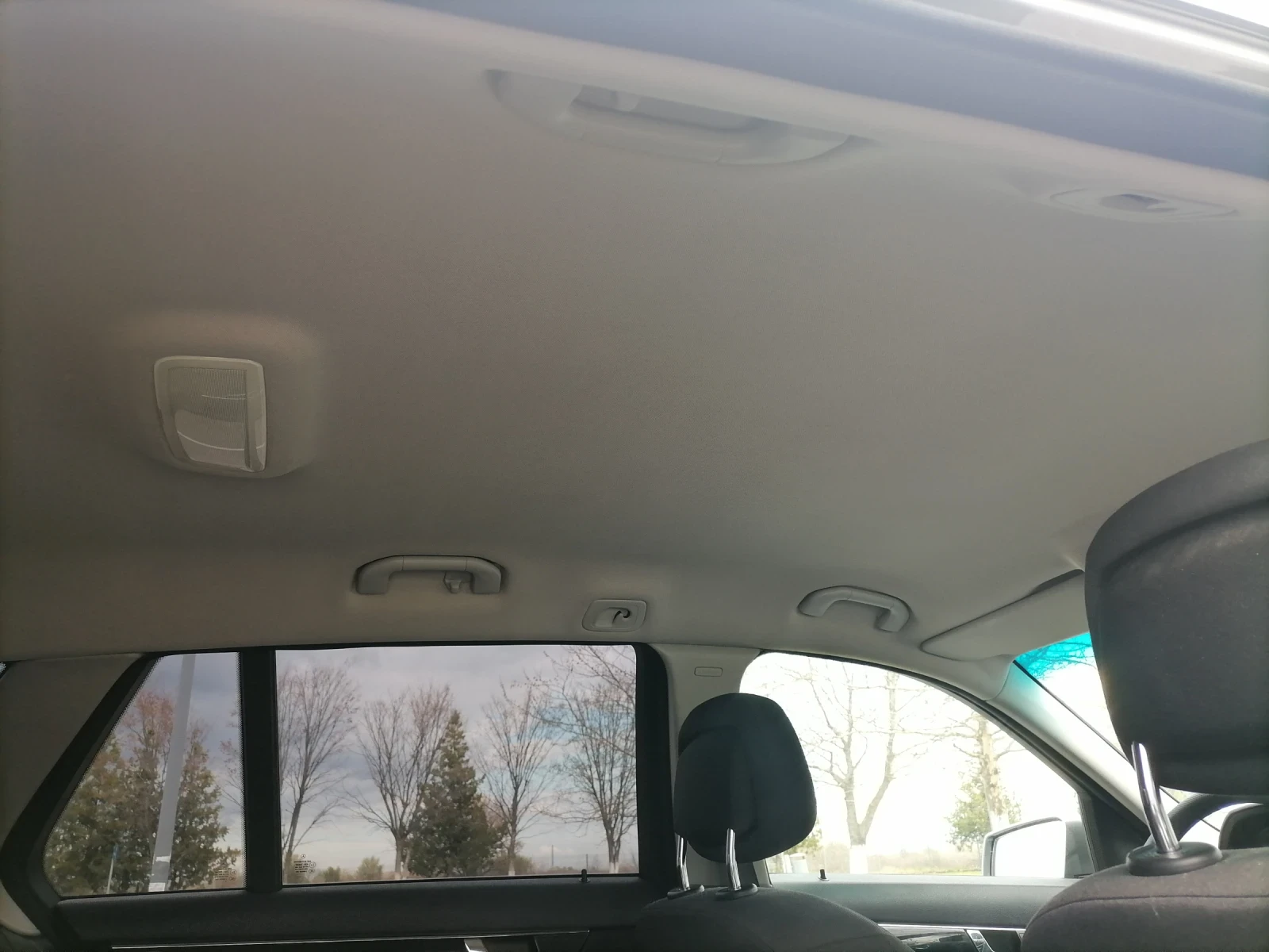 Mercedes-Benz C 220, снимка 13 - Автомобили и джипове - 54096328