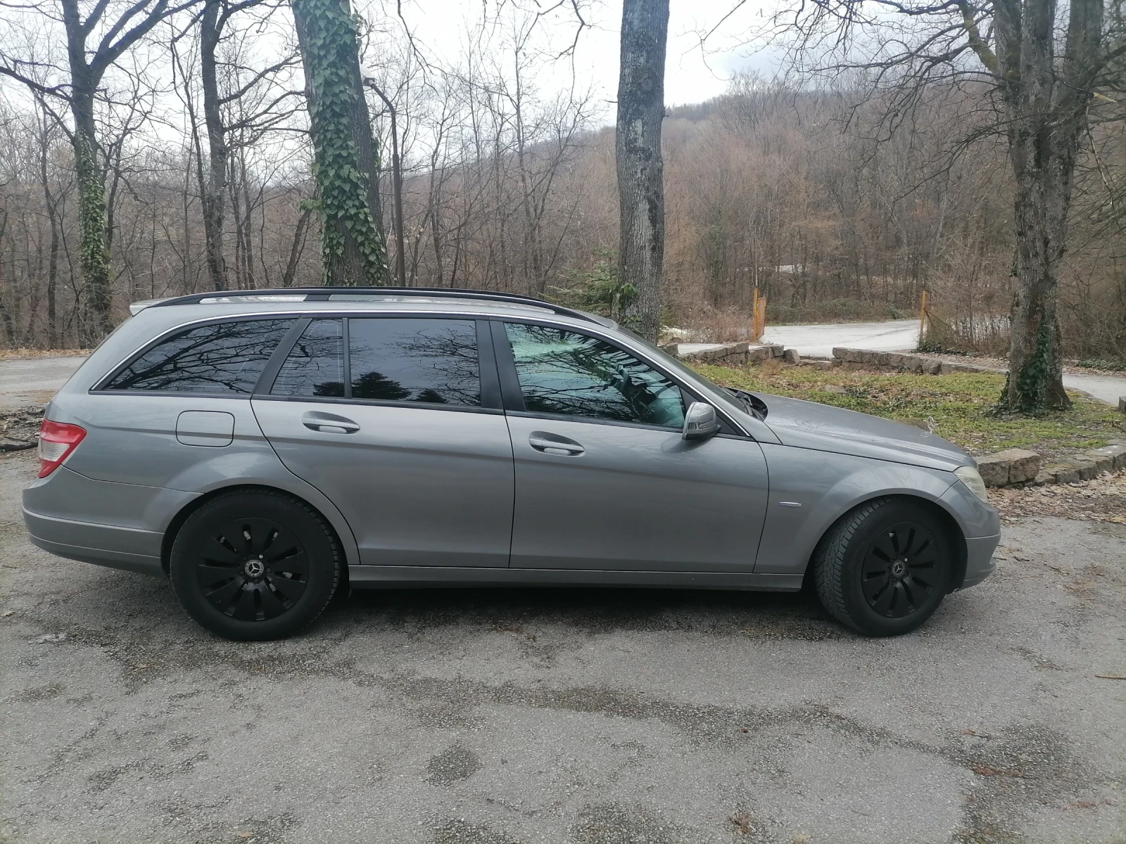 Mercedes-Benz C 220, снимка 16 - Автомобили и джипове - 54096328