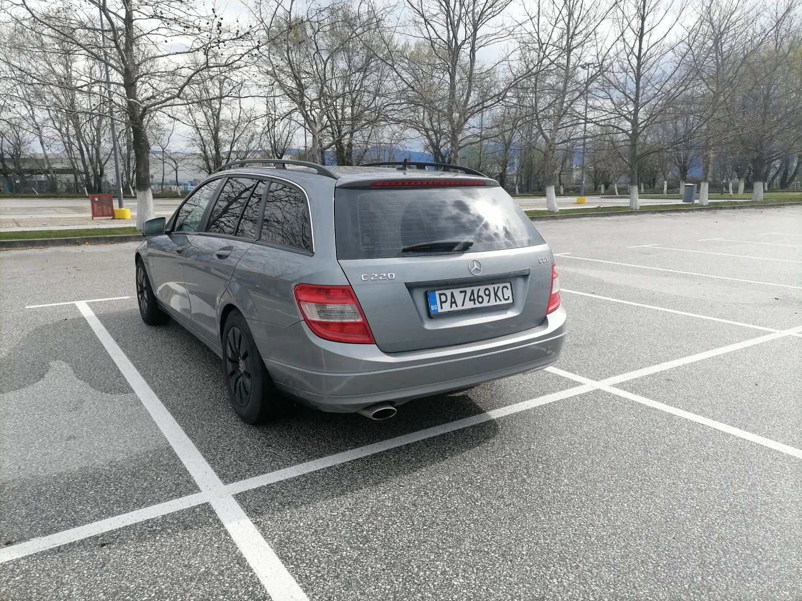 Mercedes-Benz C 220, снимка 10 - Автомобили и джипове - 54096328