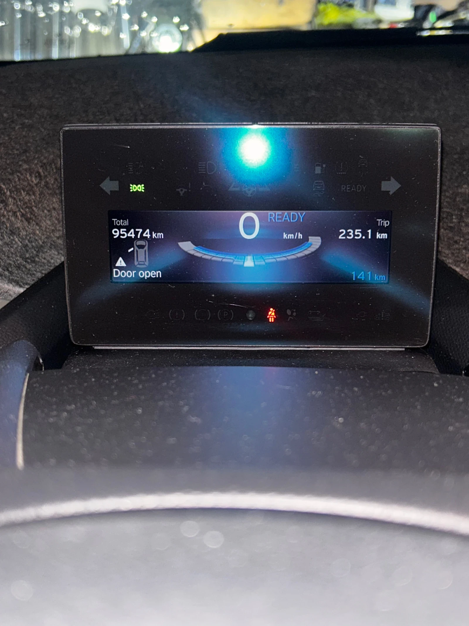BMW i3, снимка 11 - Автомобили и джипове - 54703298