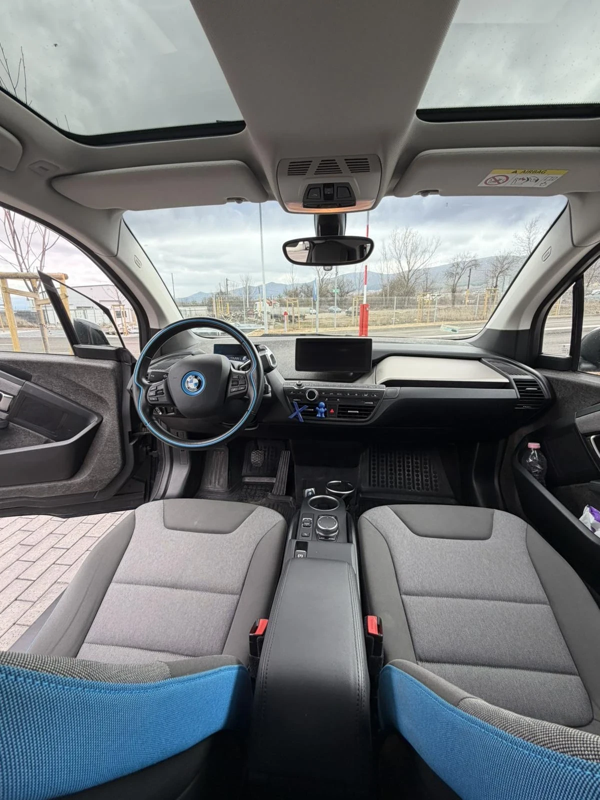 BMW i3, снимка 8 - Автомобили и джипове - 54703298