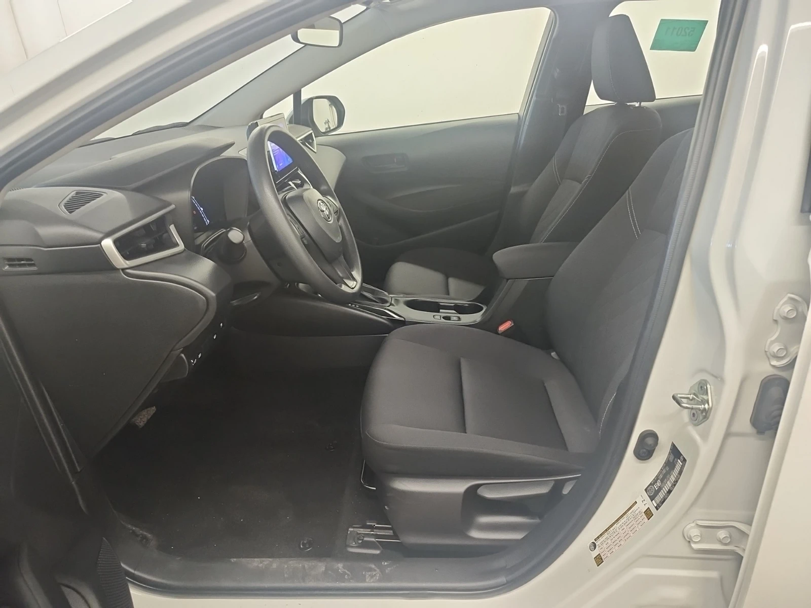 Toyota Corolla HYBRID LE * Blind Spot * CARFAX * АВТО КРЕДИТ * , снимка 9 - Автомобили и джипове - 54704250