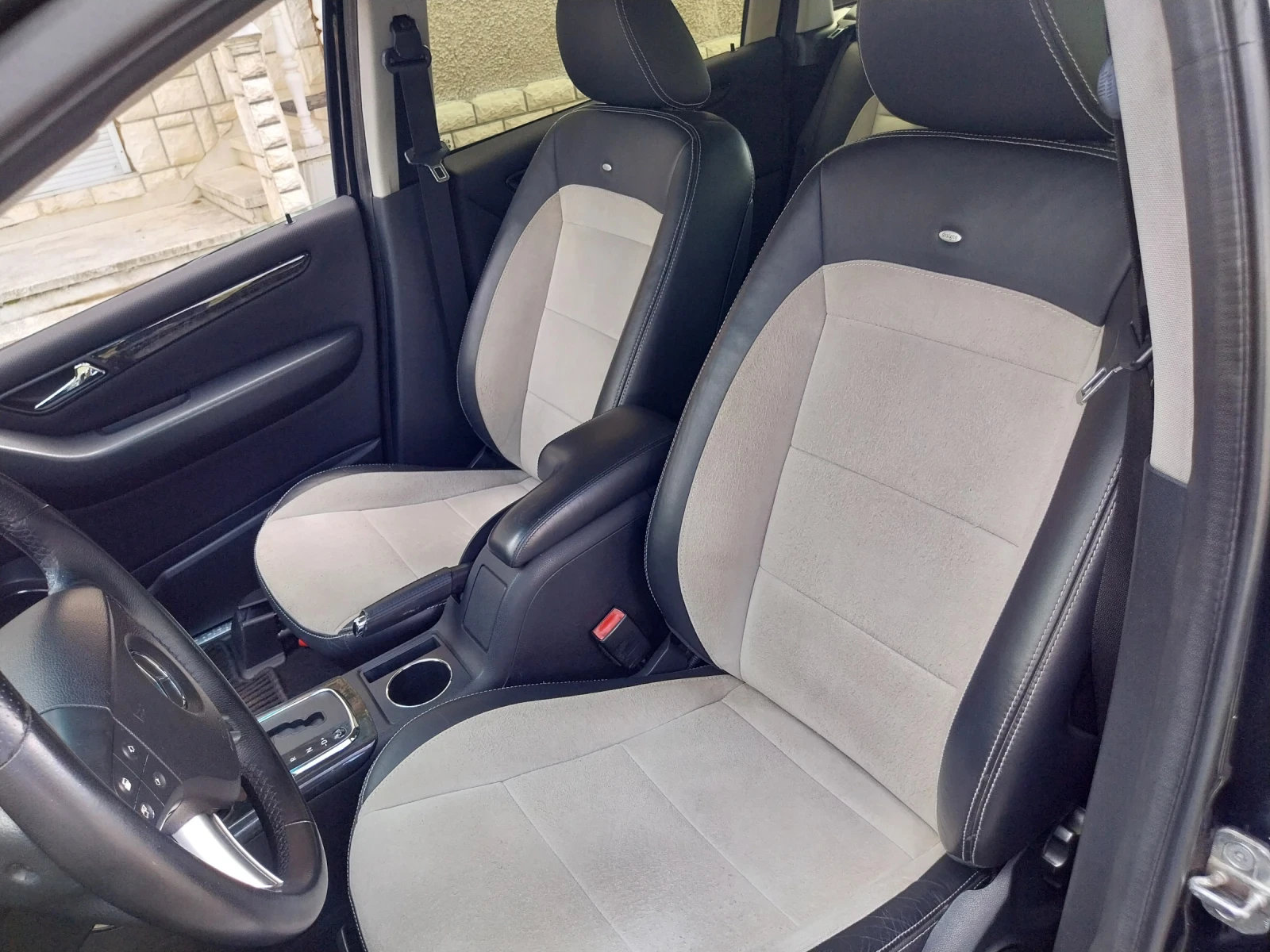 Mercedes-Benz B 200 Turbo, gaz, automatic!, снимка 8 - Автомобили и джипове - 54761079