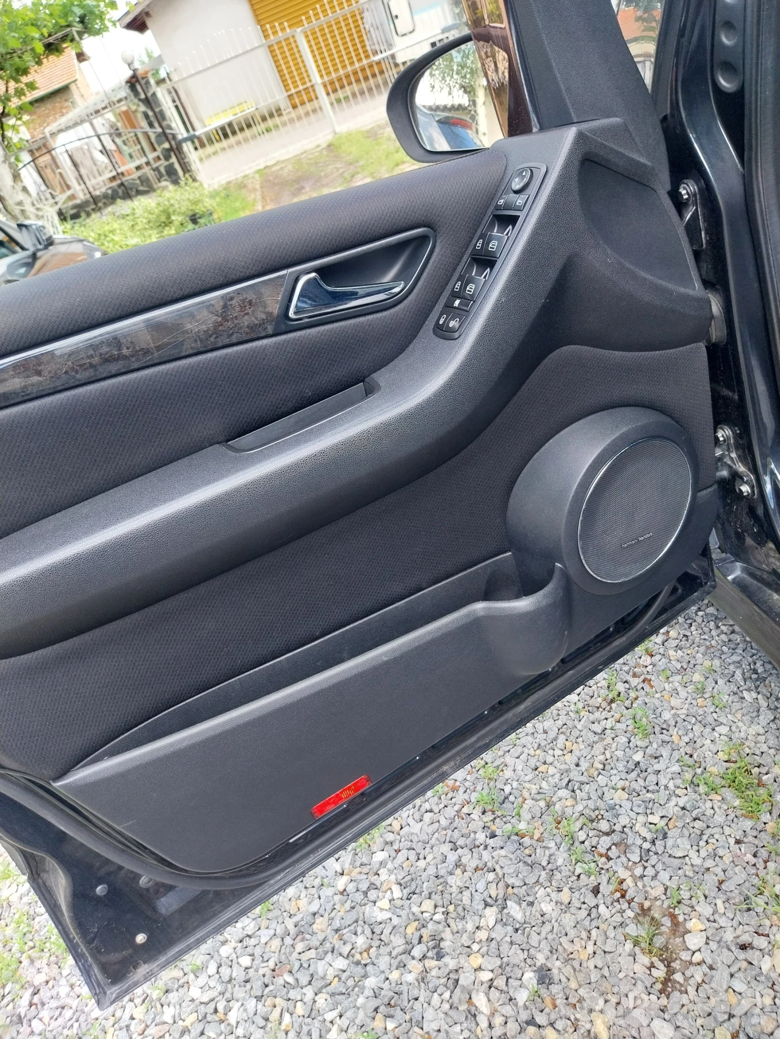 Mercedes-Benz B 200 Turbo, gaz, automatic!, снимка 6 - Автомобили и джипове - 54761079