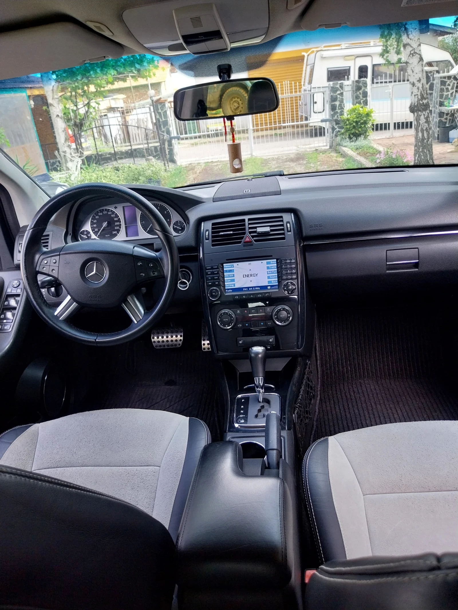 Mercedes-Benz B 200 Turbo, gaz, automatic!, снимка 13 - Автомобили и джипове - 54761079