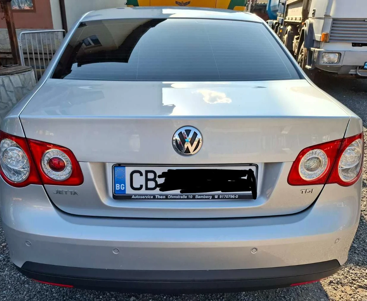 VW Jetta 1.9 TDI, снимка 2 - Автомобили и джипове - 54903119