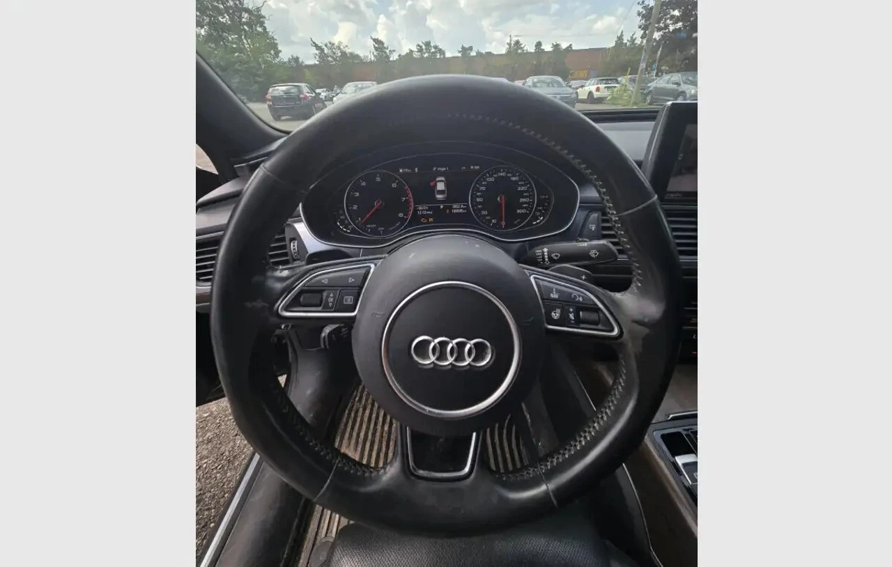 Audi A6  3.0T Quattro Technik / ОБДУХВАНЕ / ДИСТРОНИК , снимка 8 - Автомобили и джипове - 55475464