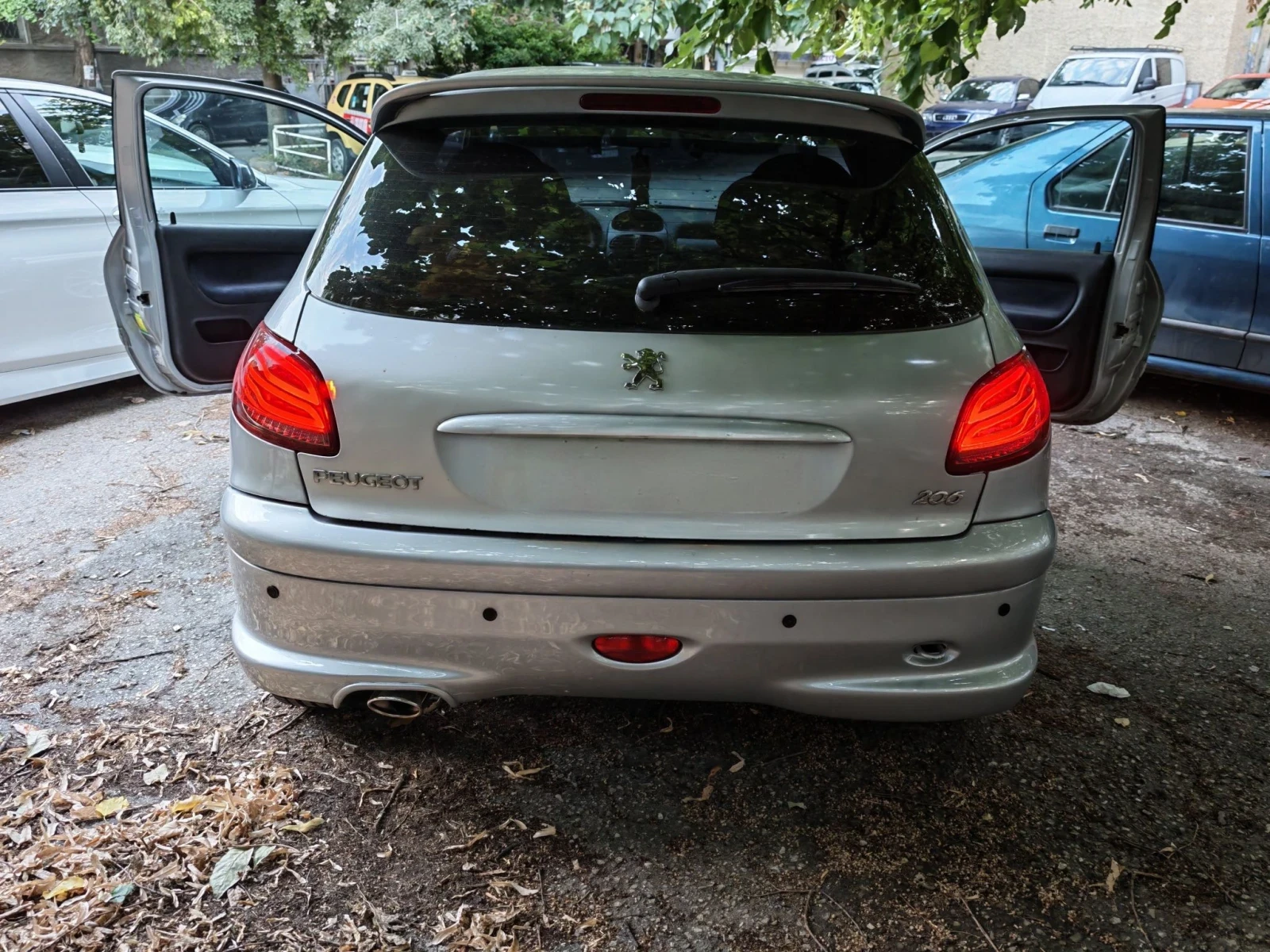 Peugeot 206 Хечбек , снимка 7 - Автомобили и джипове - 55806286