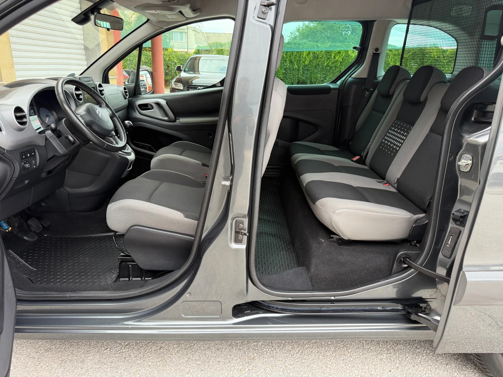 Citroen Berlingo 1.6 HDI 120�.�. FACE EURO 6  �������� | Mobile.bg � ����������� 13