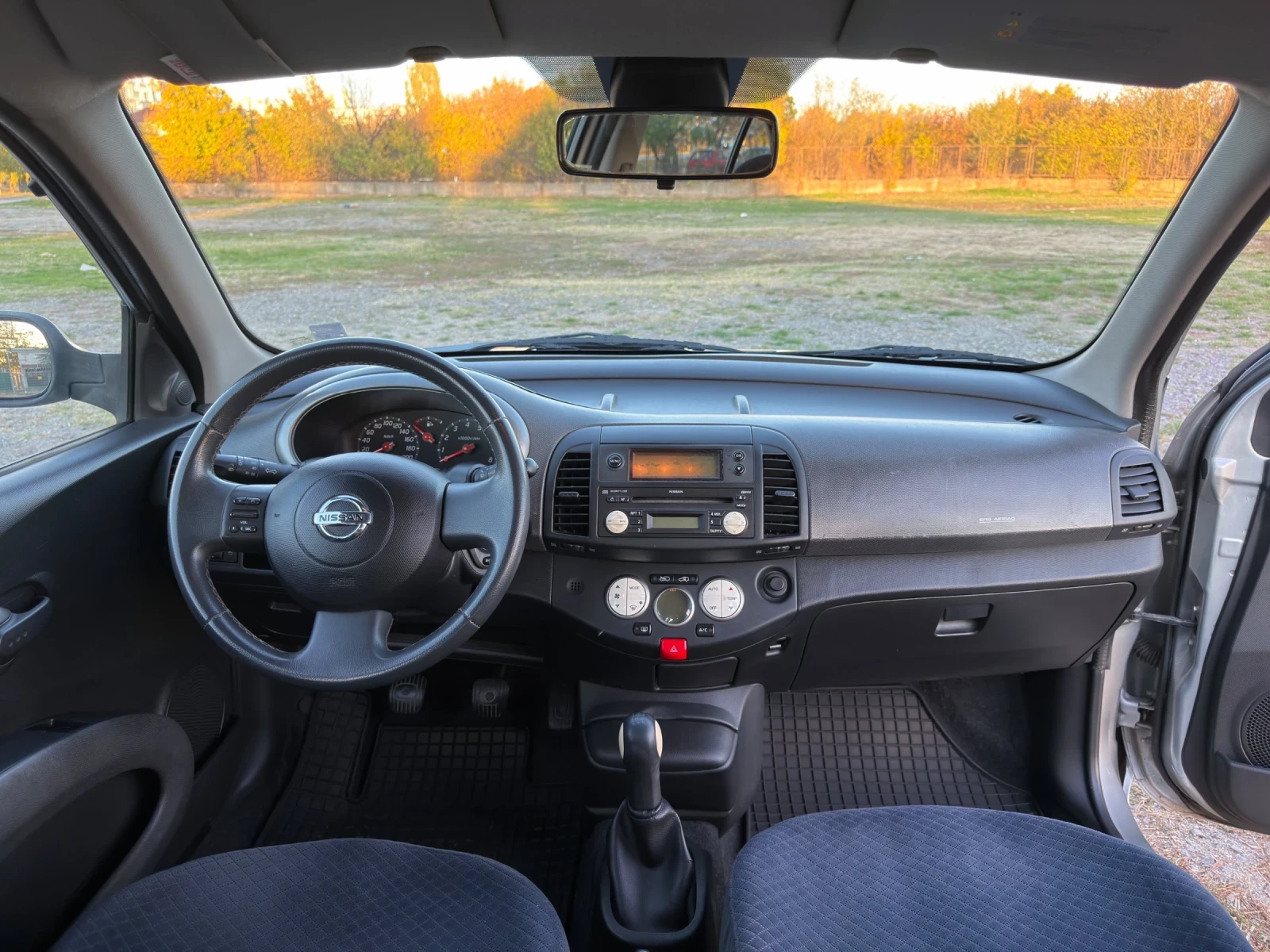 Nissan Micra 1.2i, снимка 10 - Автомобили и джипове - 56638920