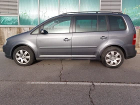 VW Touran 1.4TSI 140коня КЛИМАТРОНИК НАВИГАЦИЯ ОБСЛУЖЕН, снимка 4