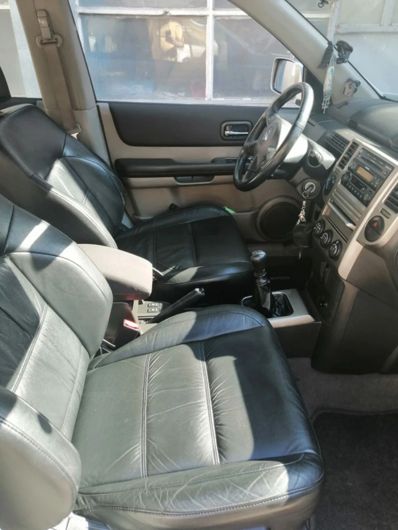 Nissan X-trail, снимка 7 - Автомобили и джипове - 51965755